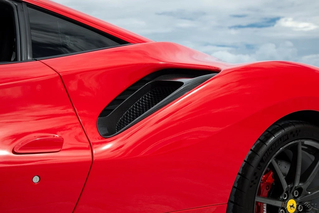 2019 Ferrari 488 - Image 15 of 21