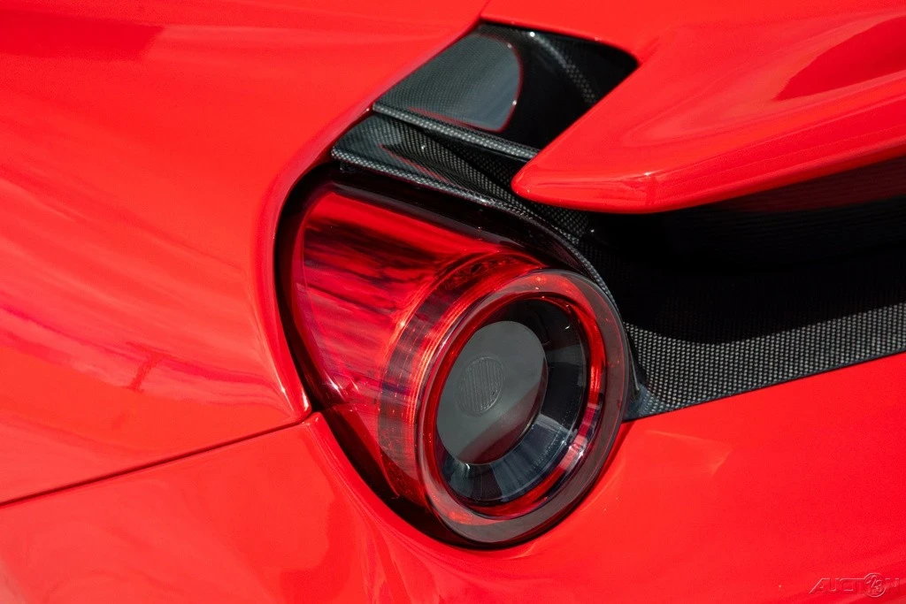 2019 Ferrari 488 - Image 10 of 21