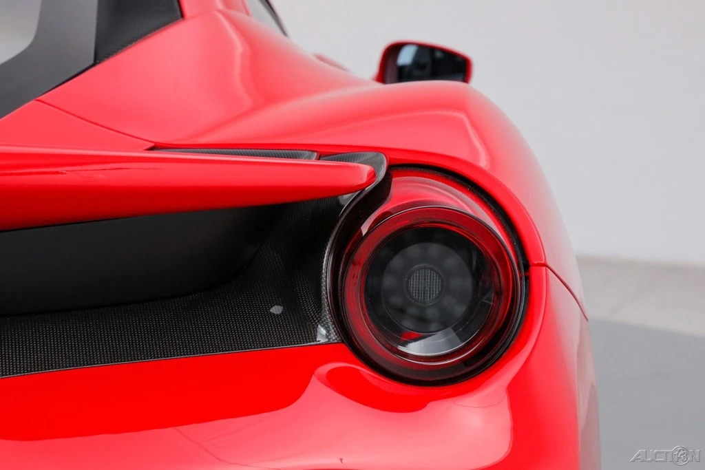 2019 Ferrari 488 - Image 17 of 21