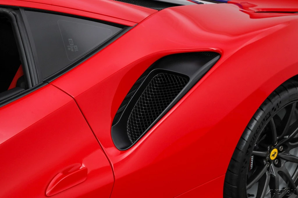 2019 Ferrari 488 - Image 15 of 21