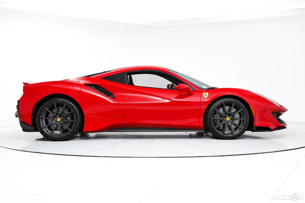 2019 Ferrari 488 - Image 9 of 21