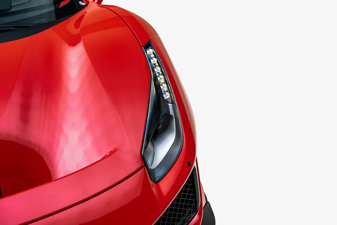 2019 Ferrari 488 - Image 19 of 31