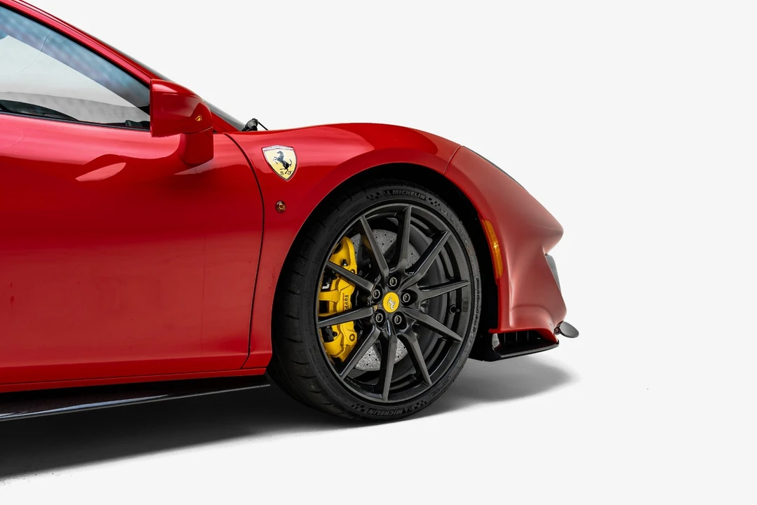 2019 Ferrari 488 - Image 15 of 31