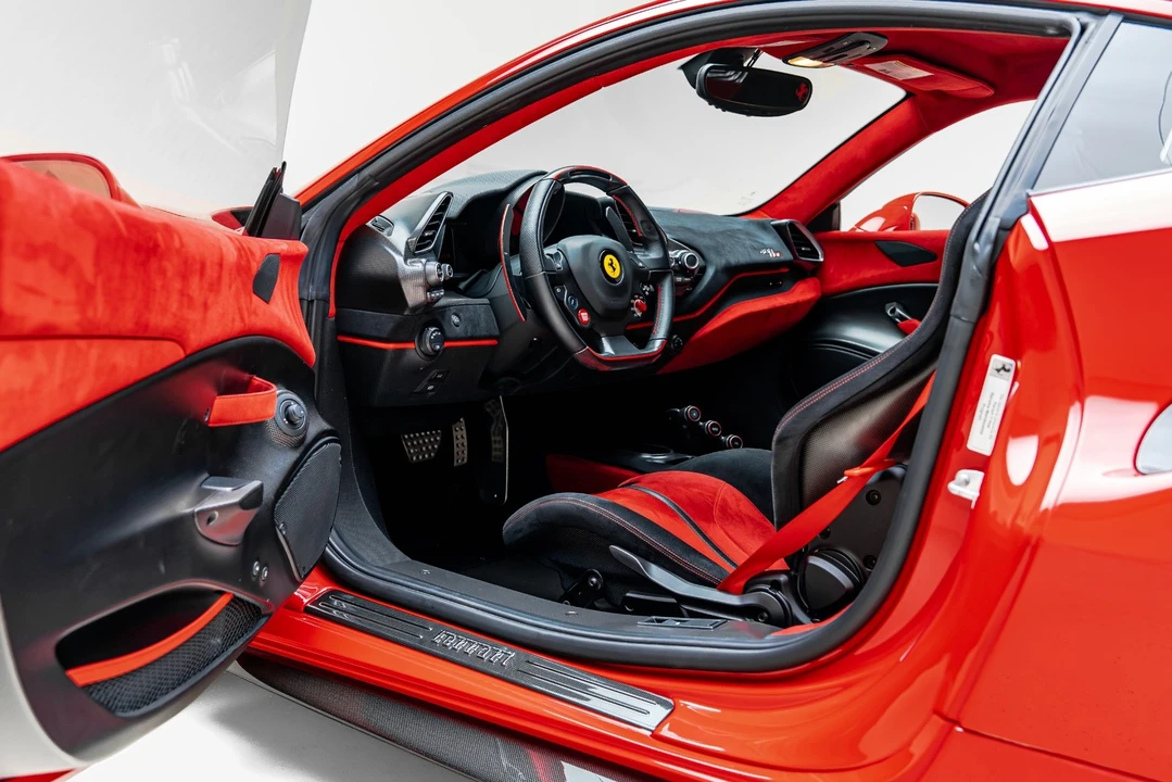 2019 Ferrari 488 - Image 3 of 31