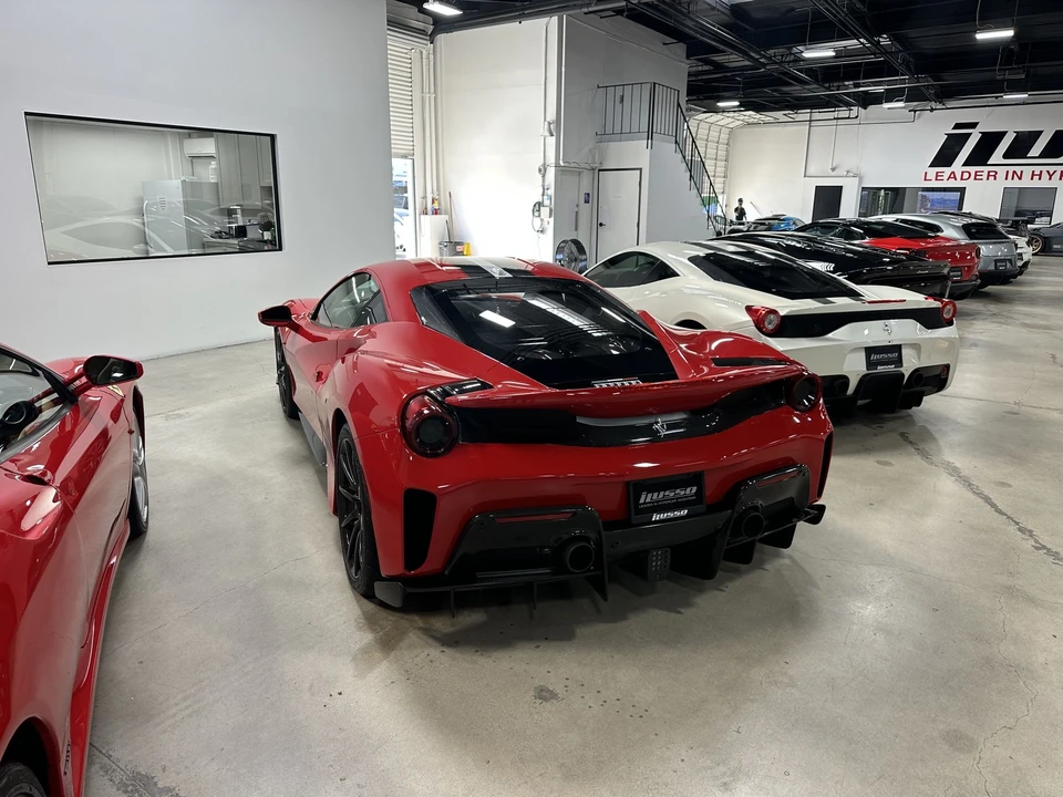 2019 Ferrari 488 - Image 3 of 5