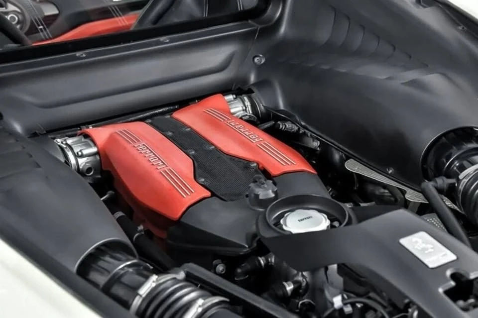 2019 Ferrari 488 GTB - Image 16 of 17