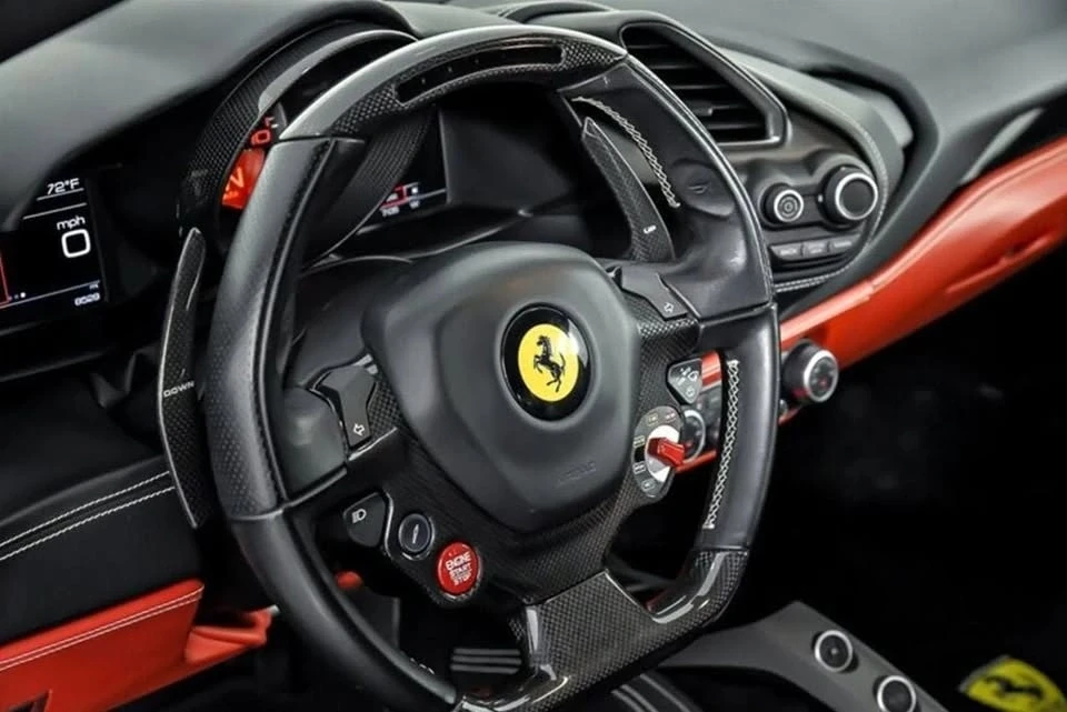 2019 Ferrari 488 GTB - Image 8 of 17