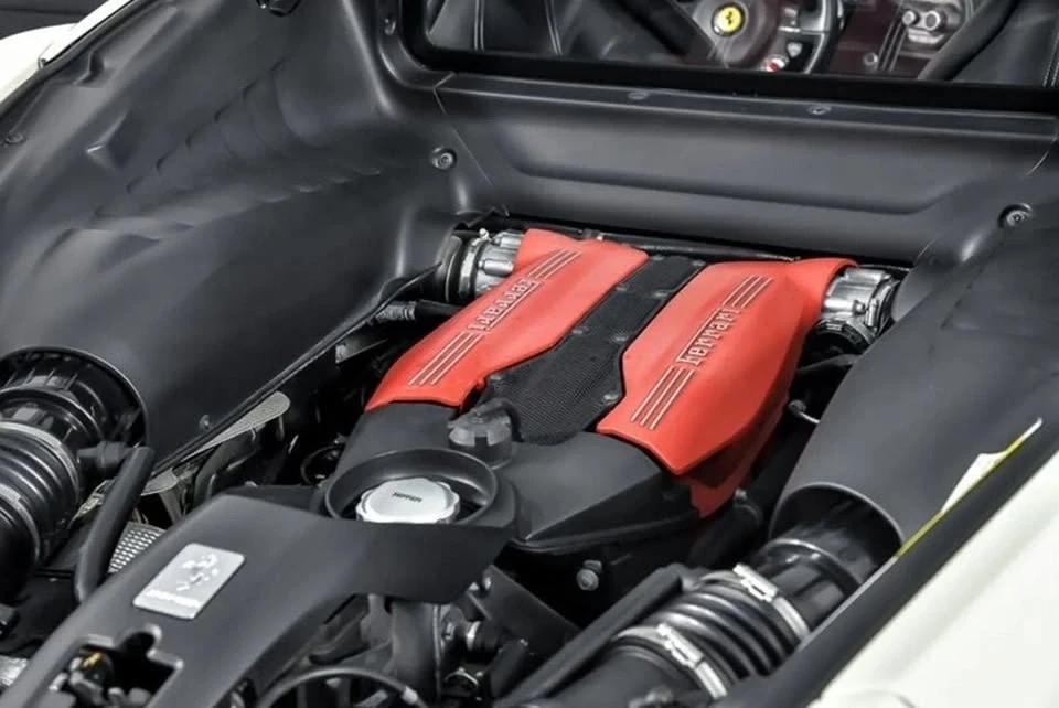 2019 Ferrari 488 GTB - Image 15 of 17