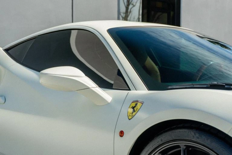 2019 Ferrari 488 GTB - Image 17 of 18