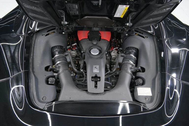 2019 Ferrari 488 GTB - Image 16 of 18