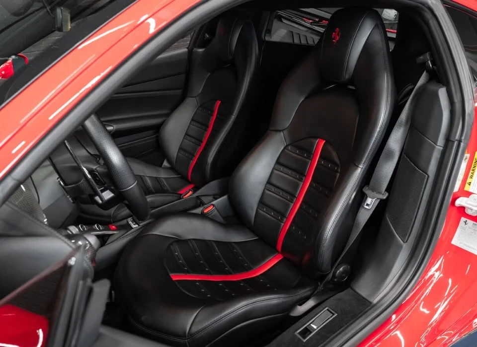 2019 Ferrari 488 GTB - Image 6 of 8