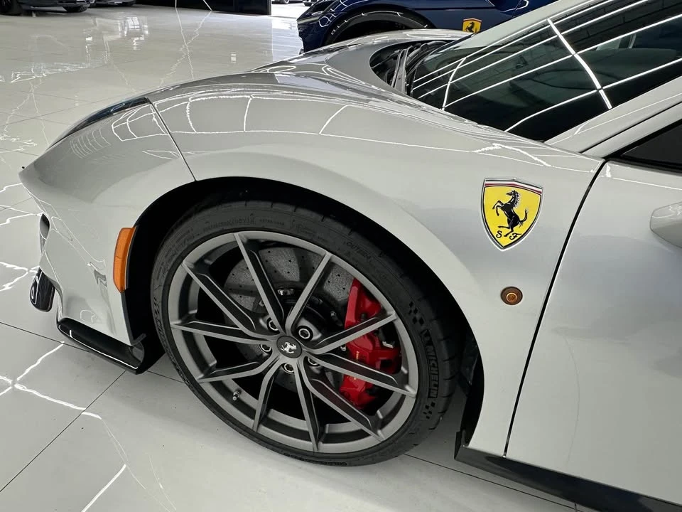 2019 Ferrari 488 Pista - Image 11 of 20