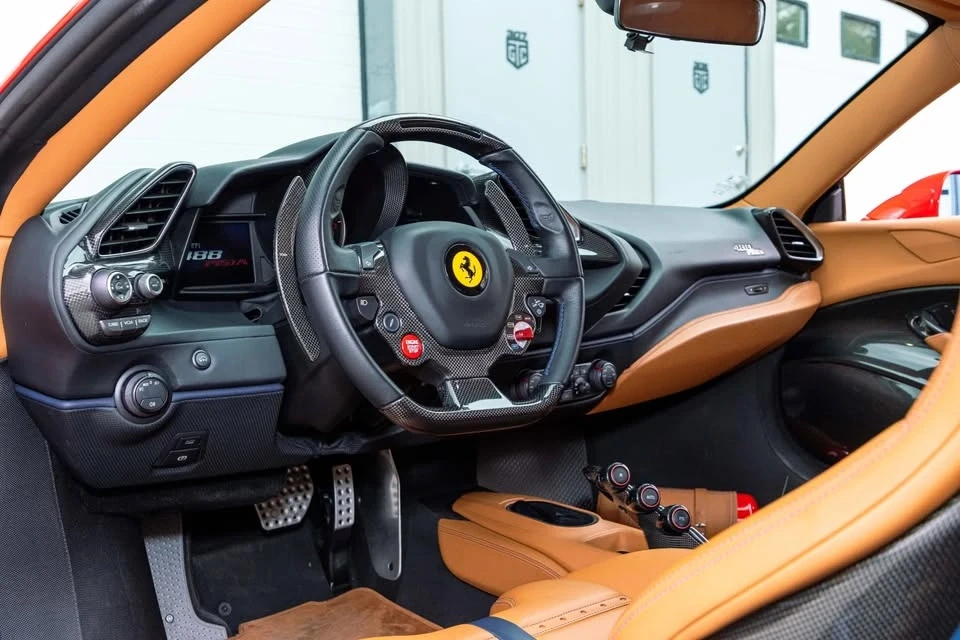 2019 Ferrari 488 Pista - Image 10 of 19