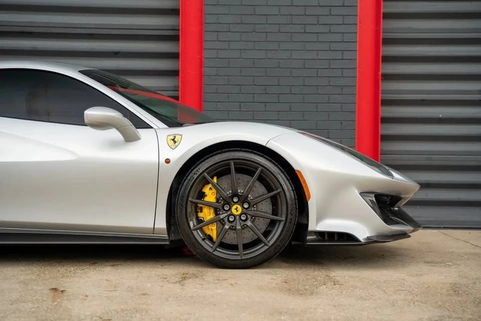 2019 Ferrari 488 Pista - Image 14 of 17