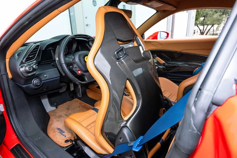 2019 Ferrari 488 Pista - Image 15 of 19