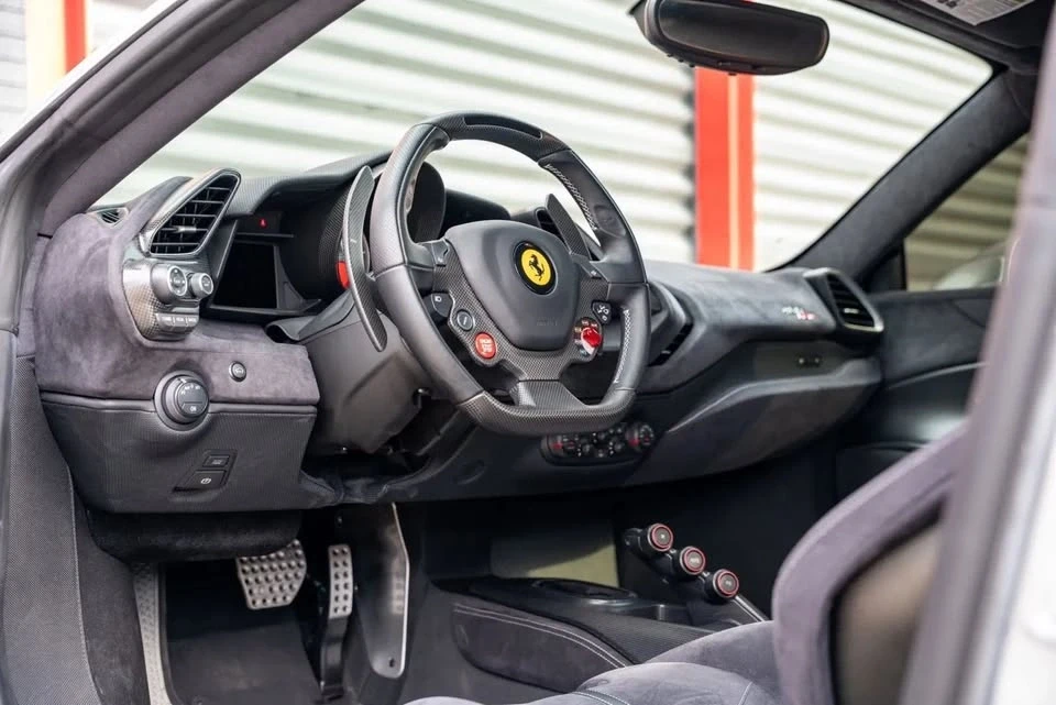 2019 Ferrari 488 Pista - Image 3 of 17