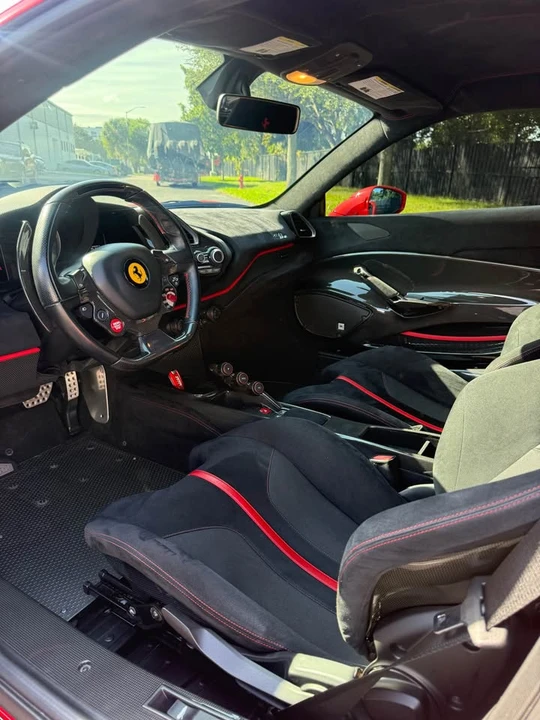 2019 Ferrari 488 Pista - Image 6 of 7