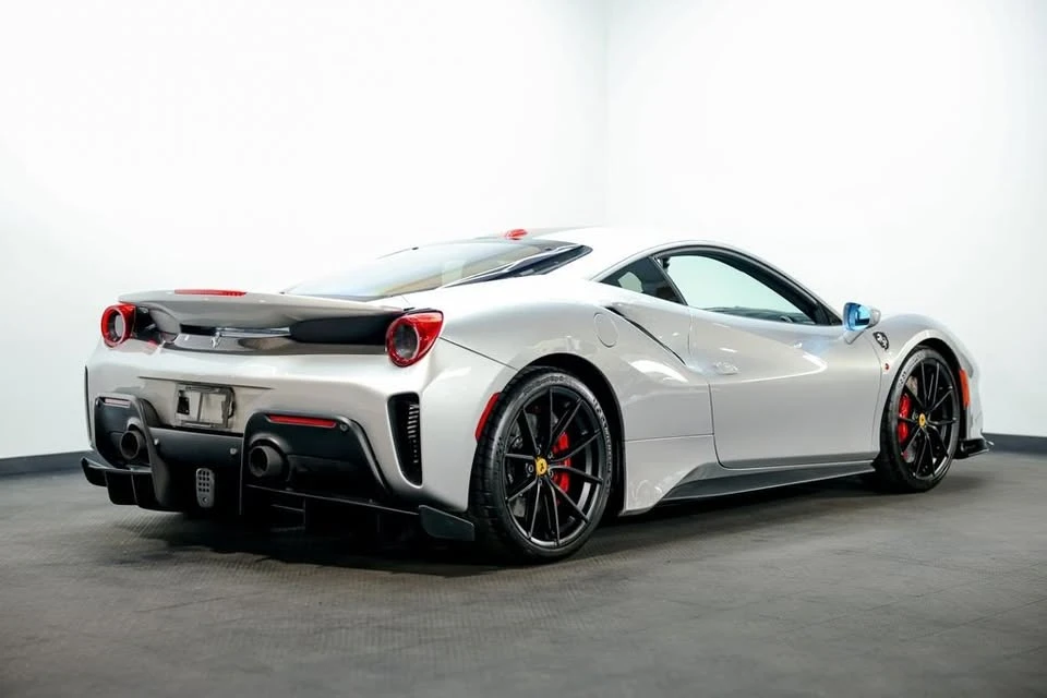2019 Ferrari 488 Pista - Image 3 of 20