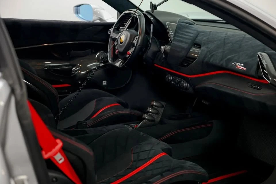 2019 Ferrari 488 Pista - Image 17 of 20