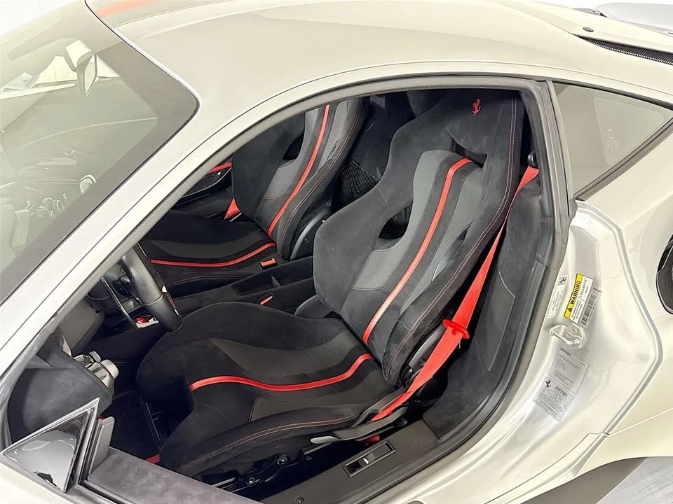 2019 Ferrari 488 Pista - Image 8 of 11