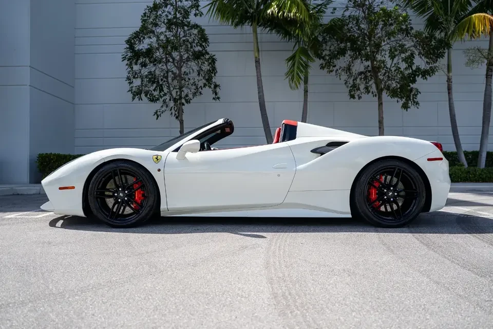 2019 Ferrari 488 Spider - Image 3 of 15
