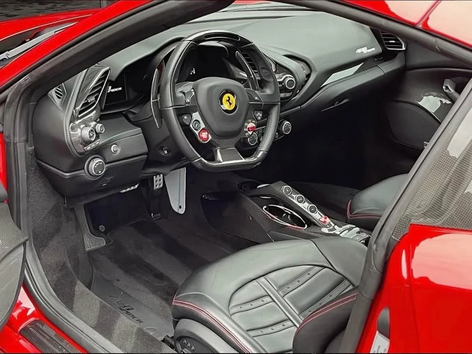 2019 Ferrari 488 Spider - Image 4 of 5
