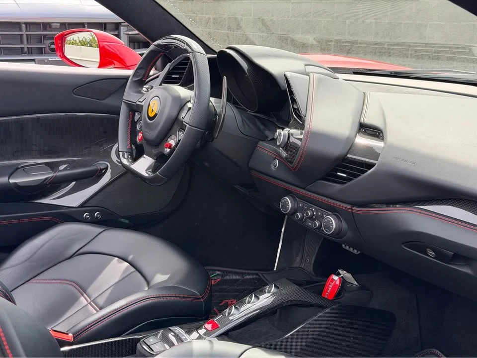 2019 Ferrari 488 Spider - Image 14 of 17