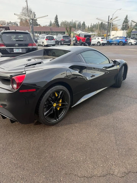 2019 Ferrari 488 Spider - Image 5 of 10