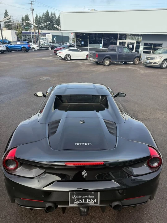 2019 Ferrari 488 Spider - Image 7 of 10