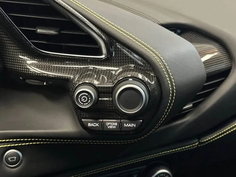 2019 Ferrari 488 Spider - Image 10 of 11