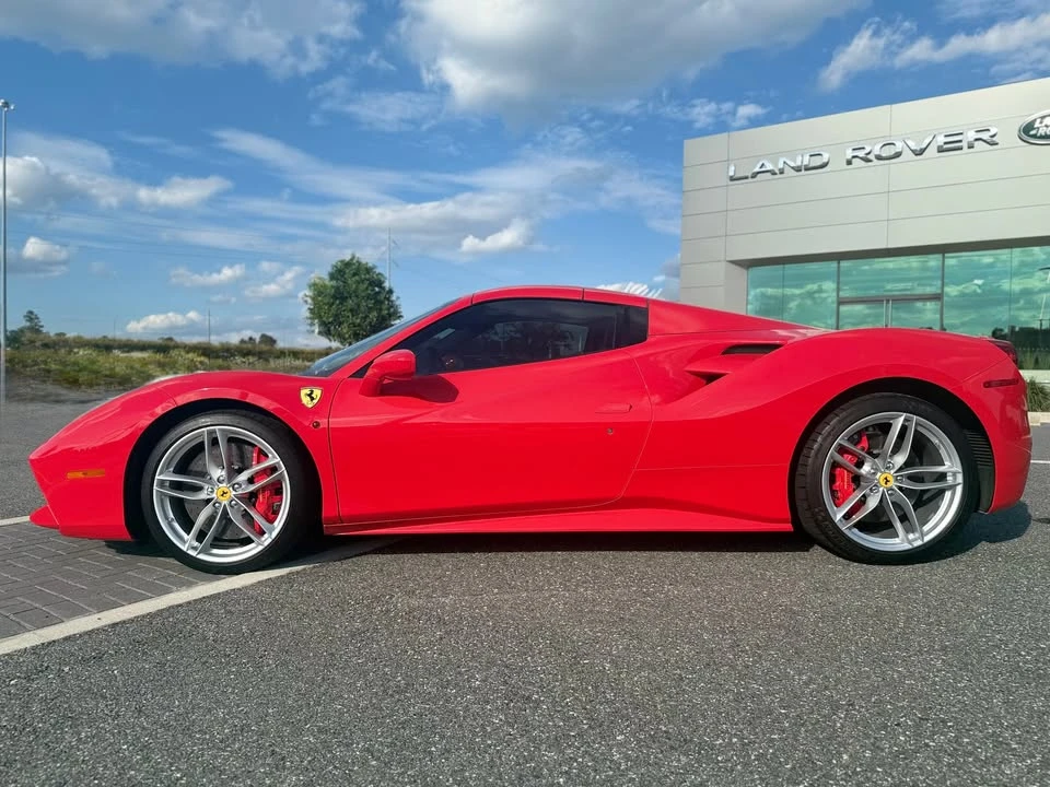 2019 Ferrari 488 Spider - Image 5 of 15