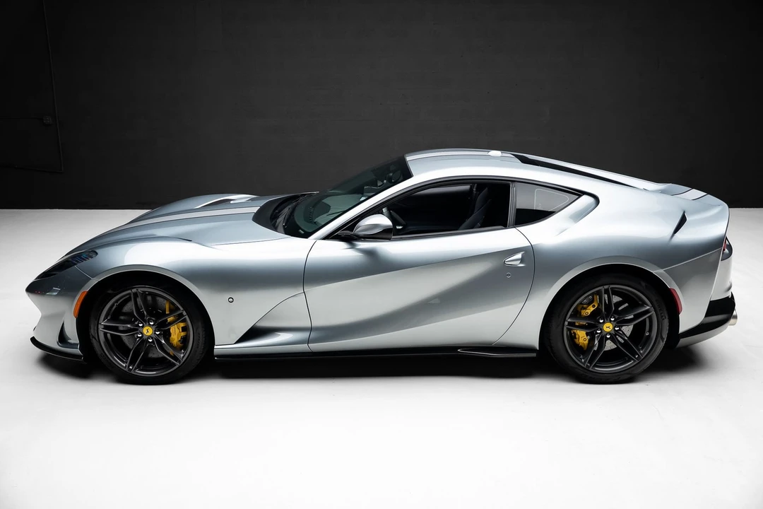2019 Ferrari 812 Superfast - Image 20 of 31