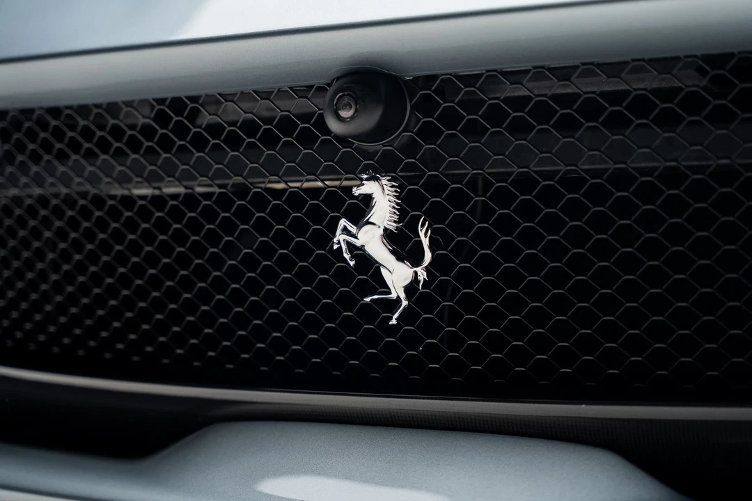 2019 Ferrari 812 Superfast - Image 14 of 31