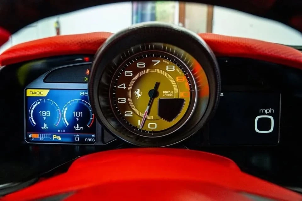 2019 Ferrari 812 Superfast - Image 13 of 17