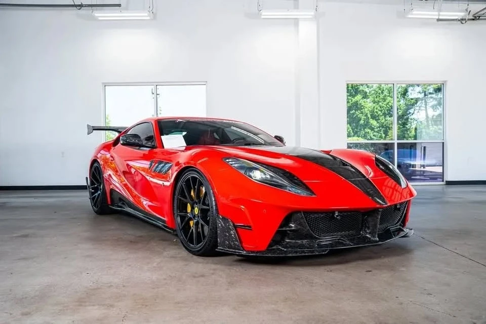 2019 Ferrari 812 Superfast - Image 3 of 17