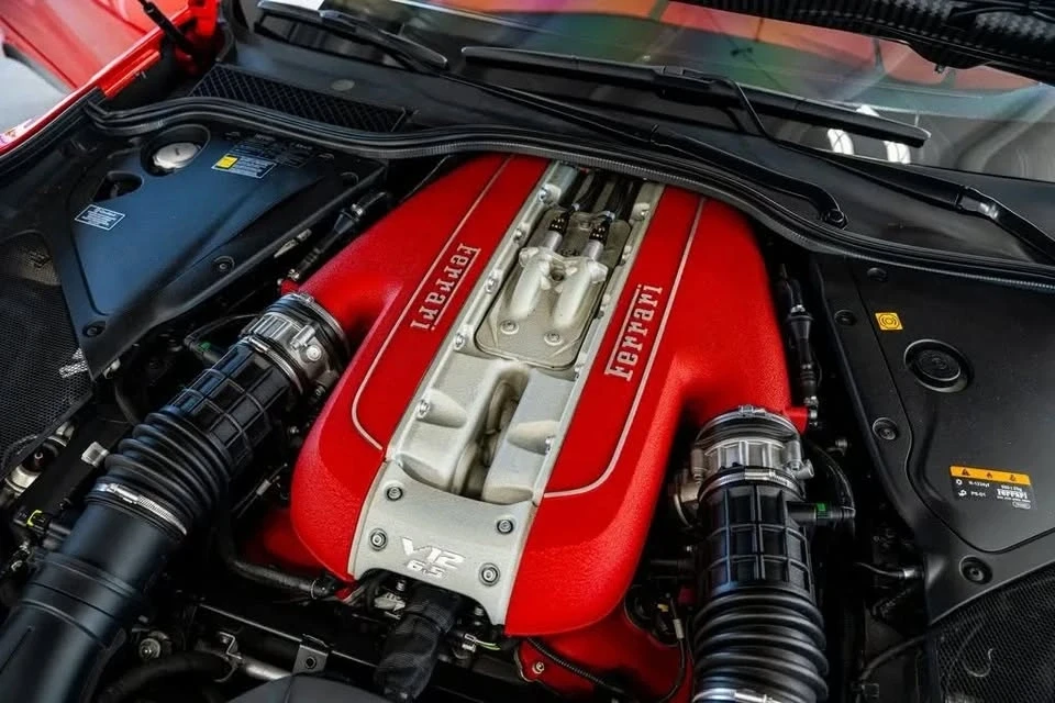 2019 Ferrari 812 Superfast - Image 16 of 17