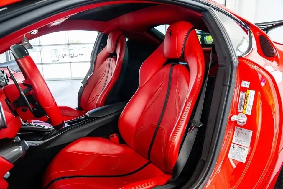 2019 Ferrari 812 Superfast - Image 11 of 17