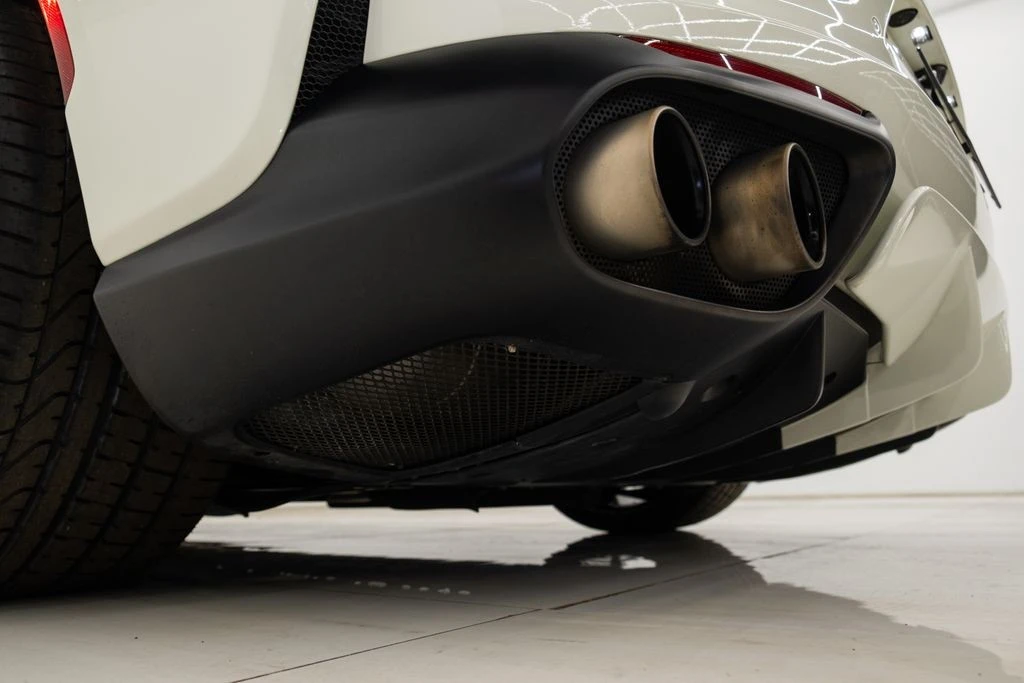 2019 Ferrari 812 Superfast - Image 19 of 21