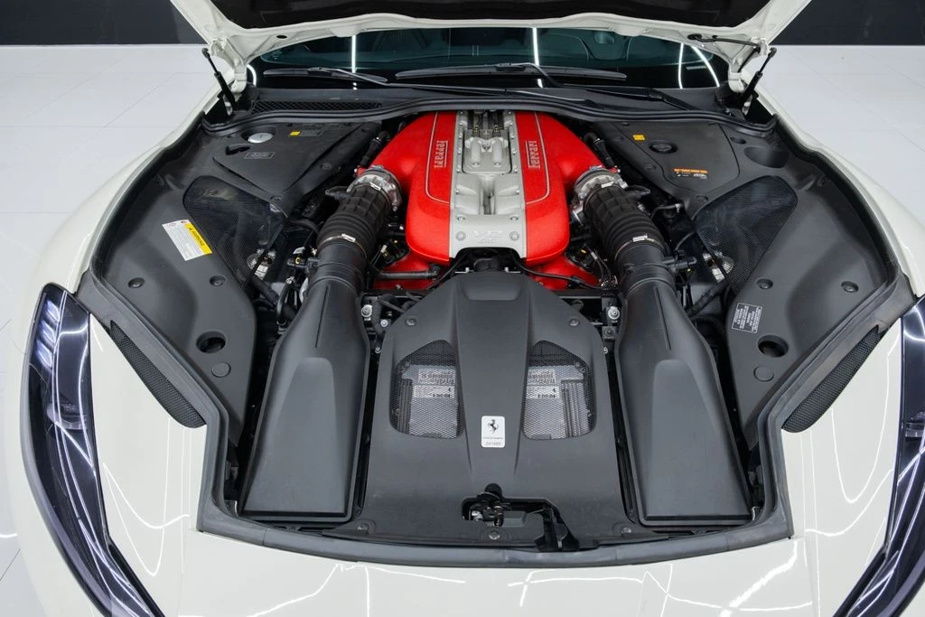 2019 Ferrari 812 Superfast - Image 18 of 21