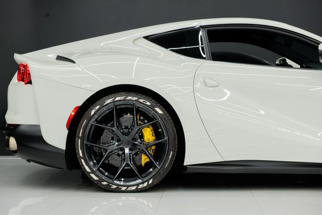 2019 Ferrari 812 Superfast - Image 7 of 21