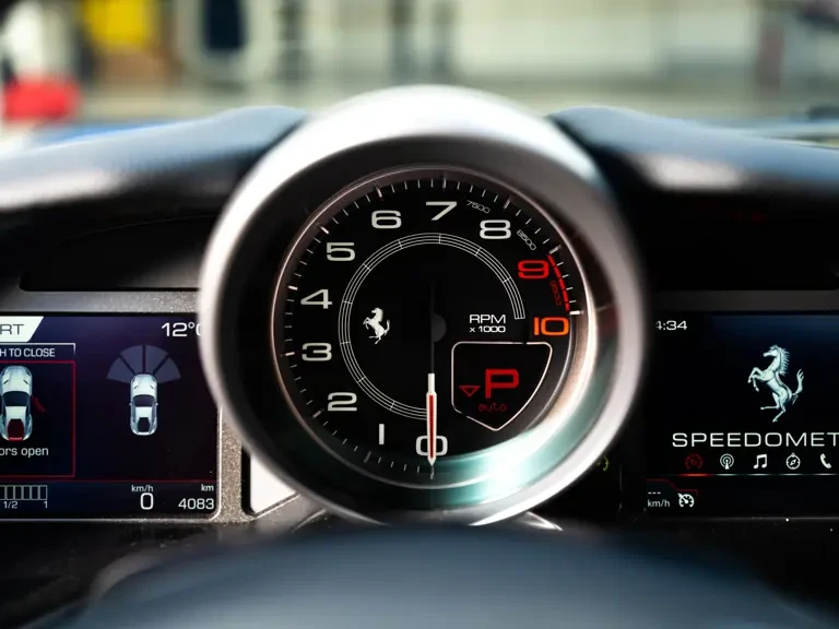 2019 Ferrari 812 Superfast - Image 11 of 31