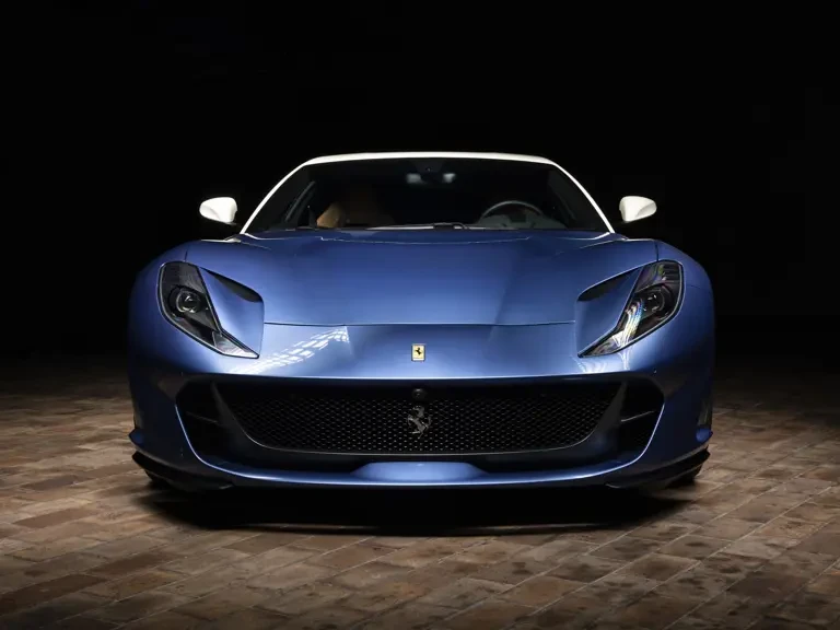 2019 Ferrari 812 Superfast - Image 9 of 31