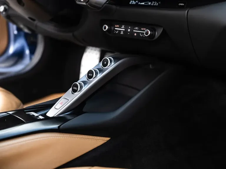 2019 Ferrari 812 Superfast - Image 24 of 31