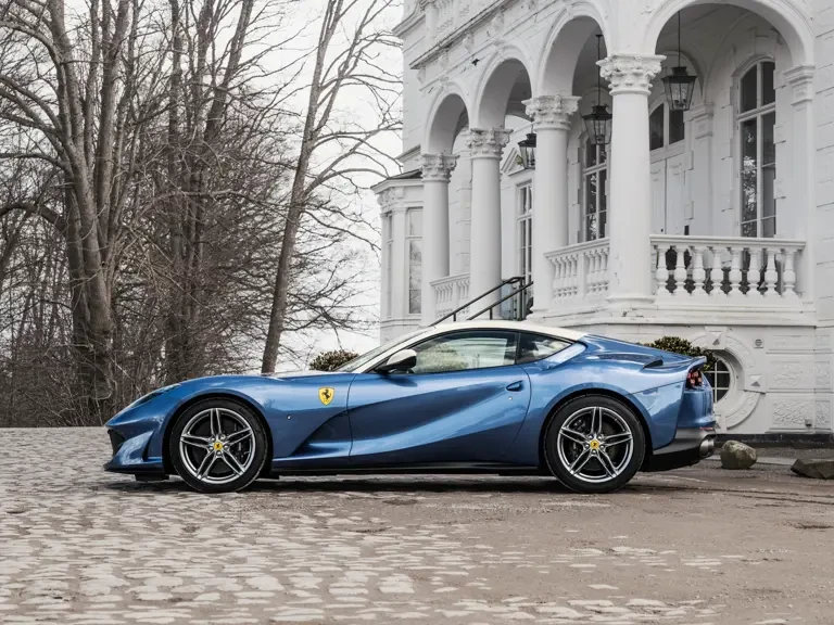 2019 Ferrari 812 Superfast - Image 6 of 31