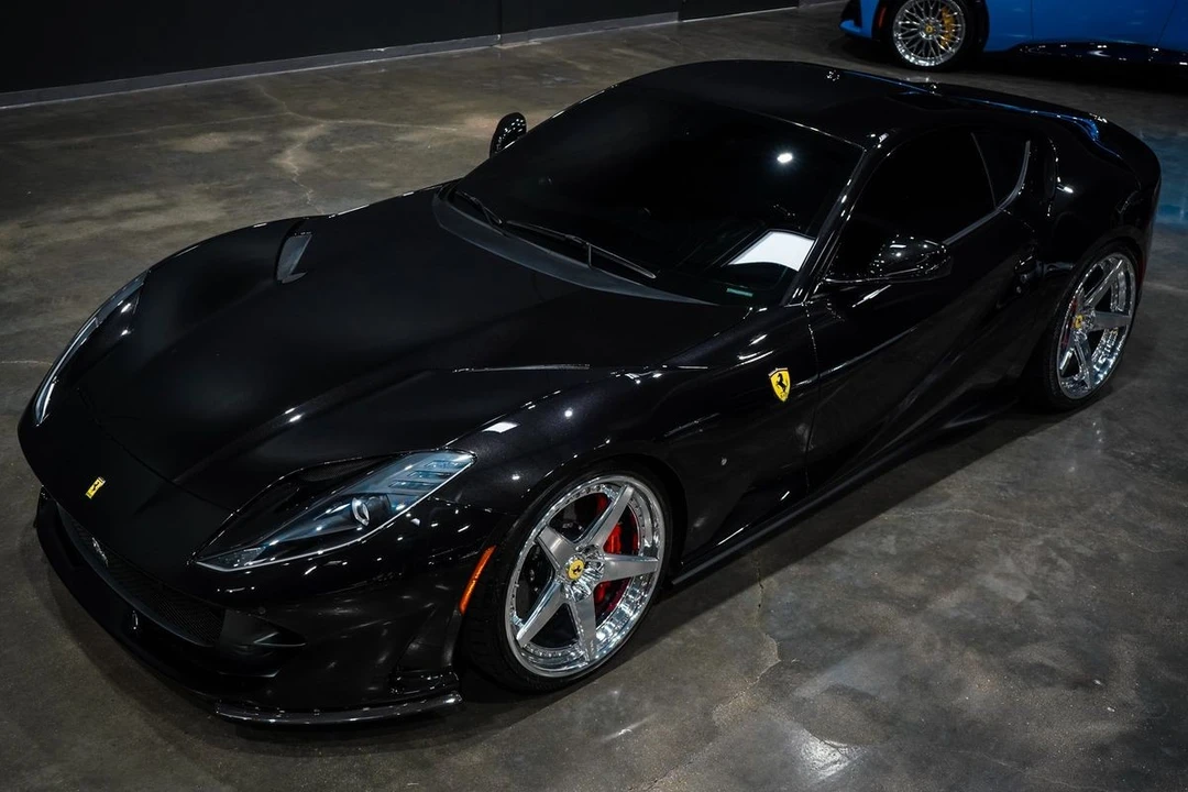 2019 Ferrari 812 Superfast - Image 14 of 31