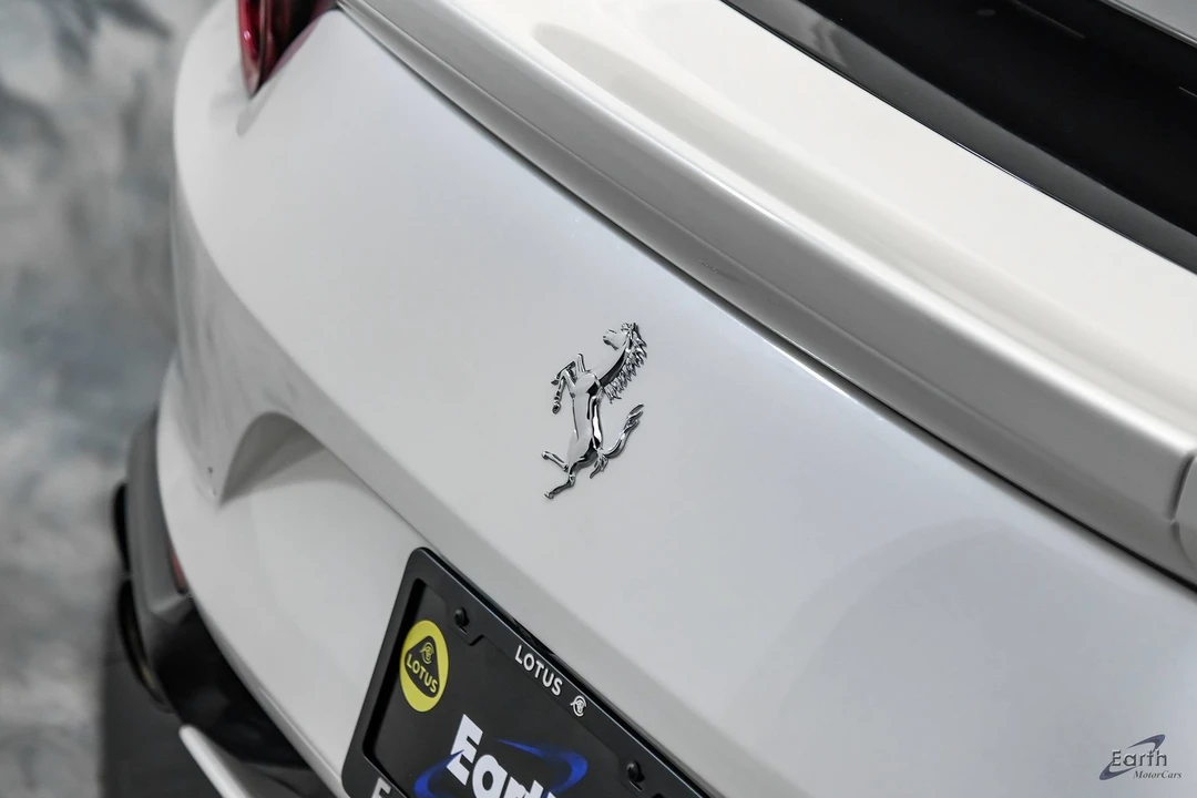2019 Ferrari 812 Superfast - Image 18 of 31