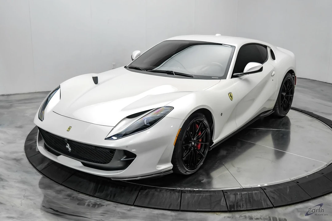 2019 Ferrari 812 Superfast - Image 7 of 31