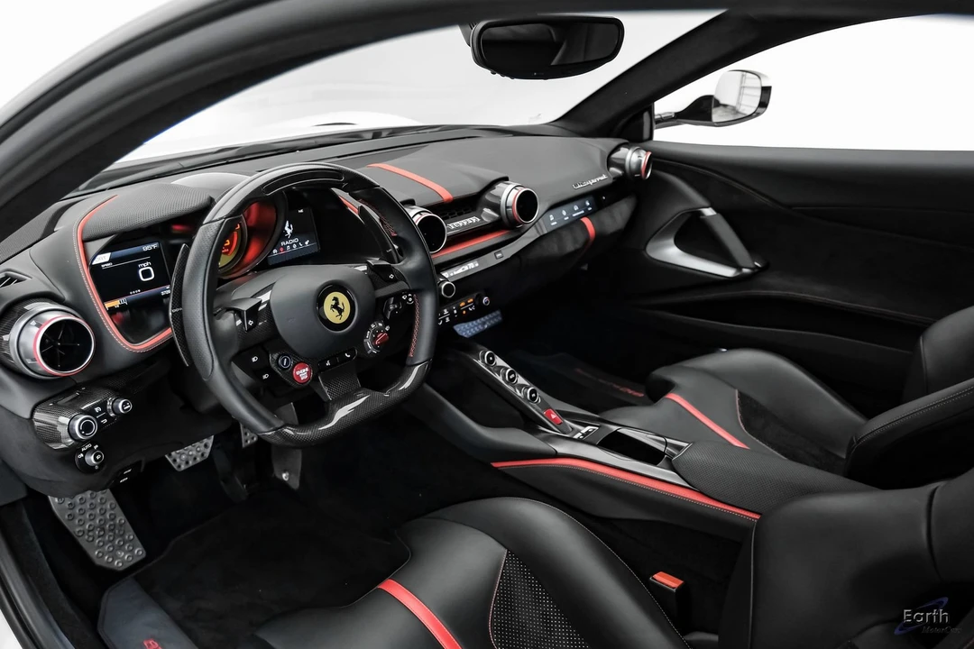 2019 Ferrari 812 Superfast - Image 3 of 31