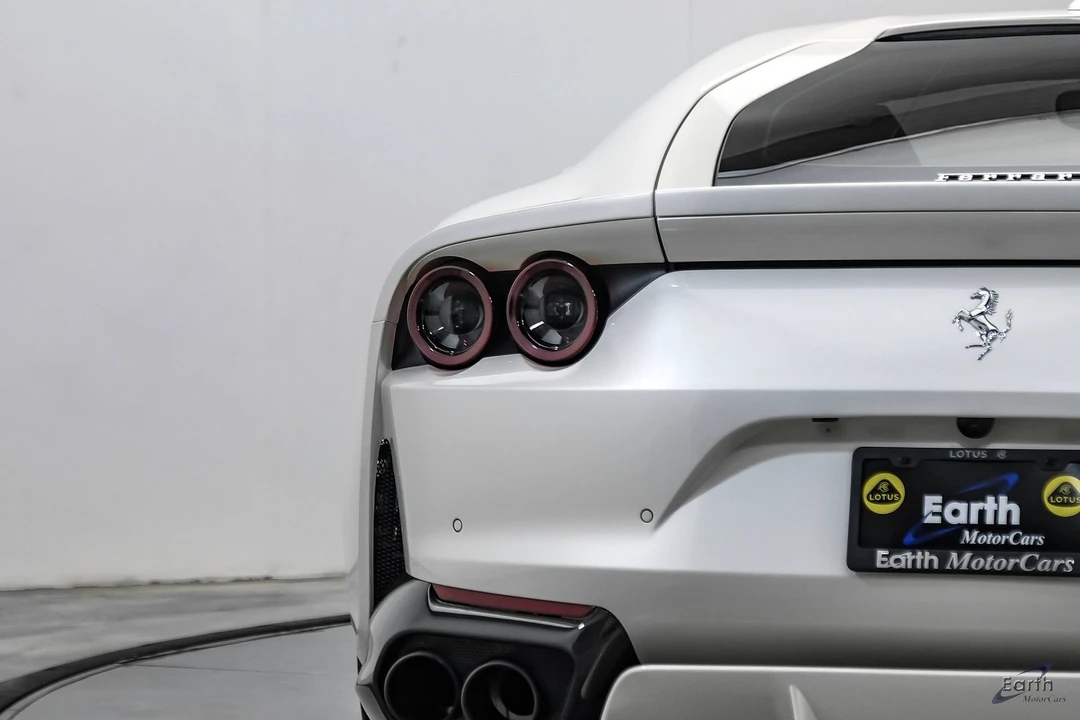 2019 Ferrari 812 Superfast - Image 17 of 31