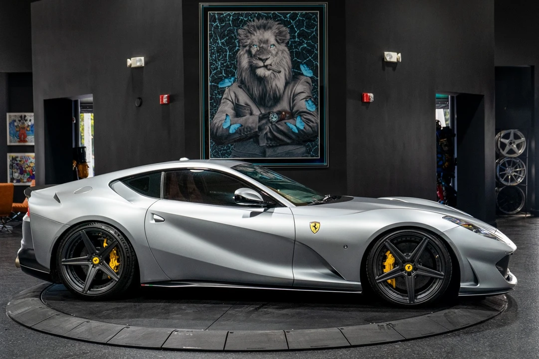 2019 Ferrari 812 Superfast - Image 9 of 12